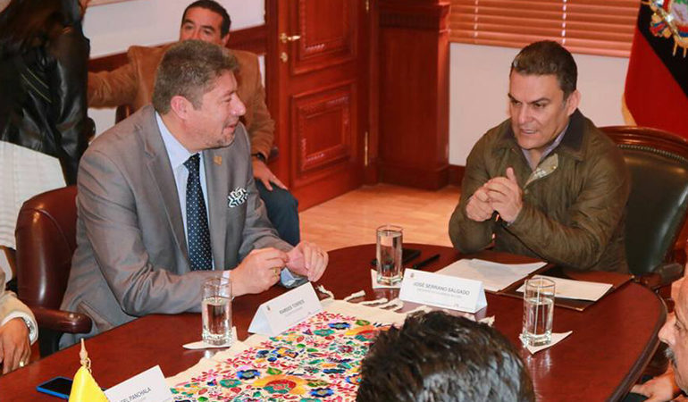 ALCALDE TORRES Y SUS SIMILARES EXPUSIERON SUS PREOCUPACIONES DURANTE REUNIÓN DE TRABAJO CON EL PRESIDENTE DE LA ASAMBLEA NACIONAL