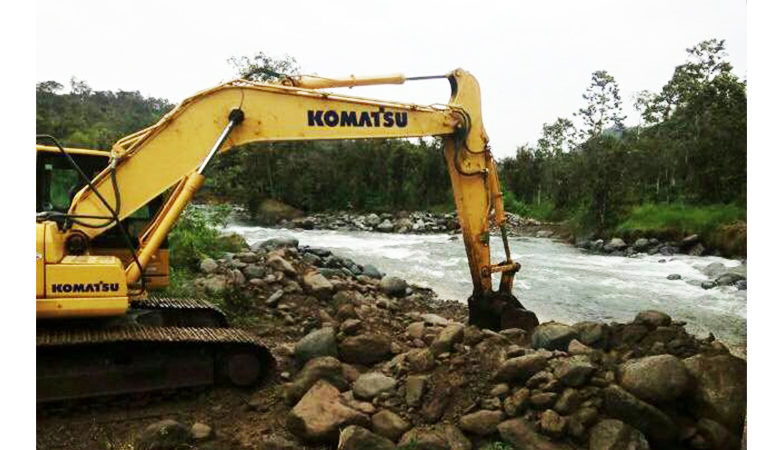 MUNICIPIO DE GUARANDA ATIENDE CON DRAGADO DEL RÍO SUQUIBÍ A LOS HABITANTES DE CAMPOBELLO