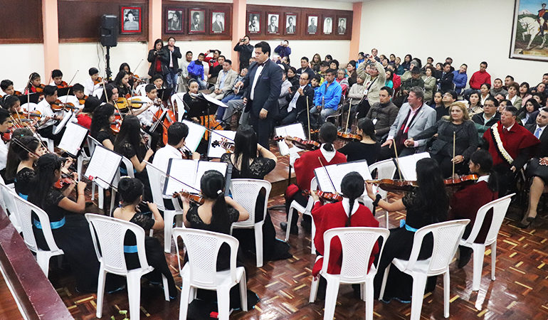 ORQUESTA SINFÓNICA INFANTO JUVENIL DE GUARANDA CELEBRA SU QUINTO ANIVERSARIO