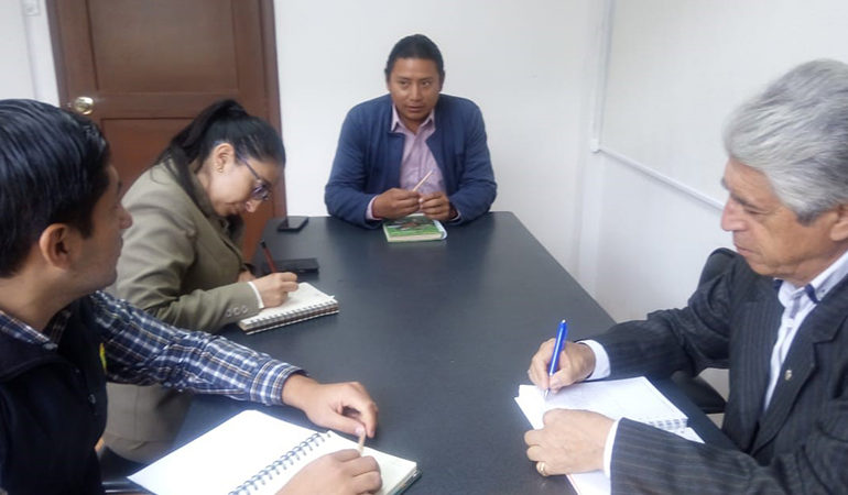 DIRECTOR DE GESTIÓN AMBIENTAL MANTUVO REUNIÓN CON REPRESENTANTES DE LOS GADS DE SAN JOSÉ DE CHIMBO, CHILLANES Y SAN MIGUEL DE BOLÍVAR