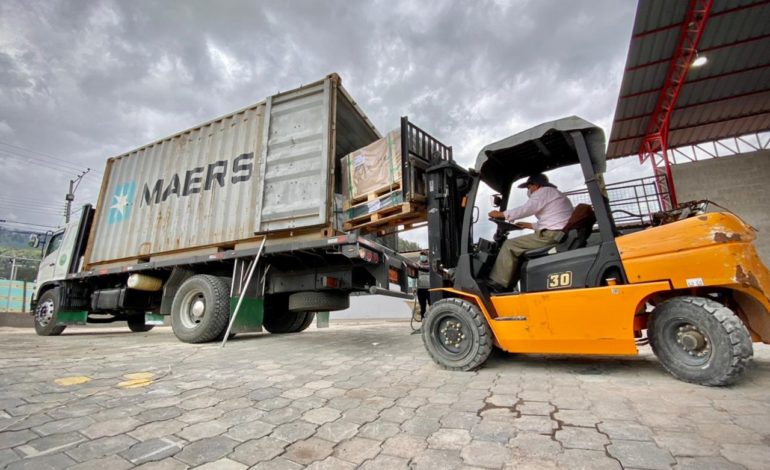 LLEGA A GUARANDA MAQUINARIA DEL CENTRO DE REVISIÓN TÉCNICA VEHICULAR