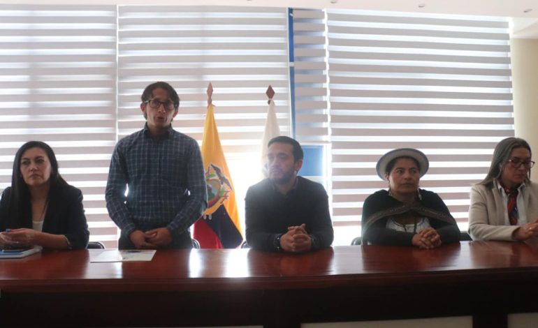 Comité Permanente del Carnaval, realiza la invitación formal a participar de la Fiesta Mayor de Guaranda 2023