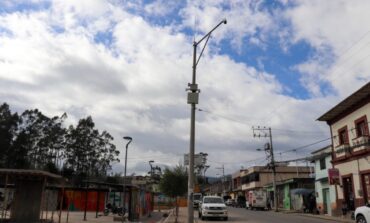 INICIAMOS LA INSTALACIÓN DE CÁMARAS DE SEGURIDAD EN DIFERENTES BARRIOS DE LA CIUDAD