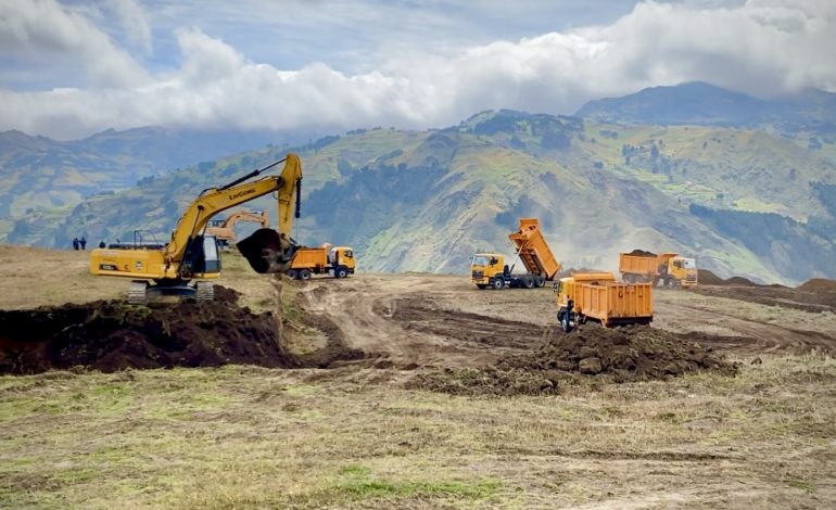 CONSTRUCCIÓN DE UN ESTADIO PARA SIMIATUG